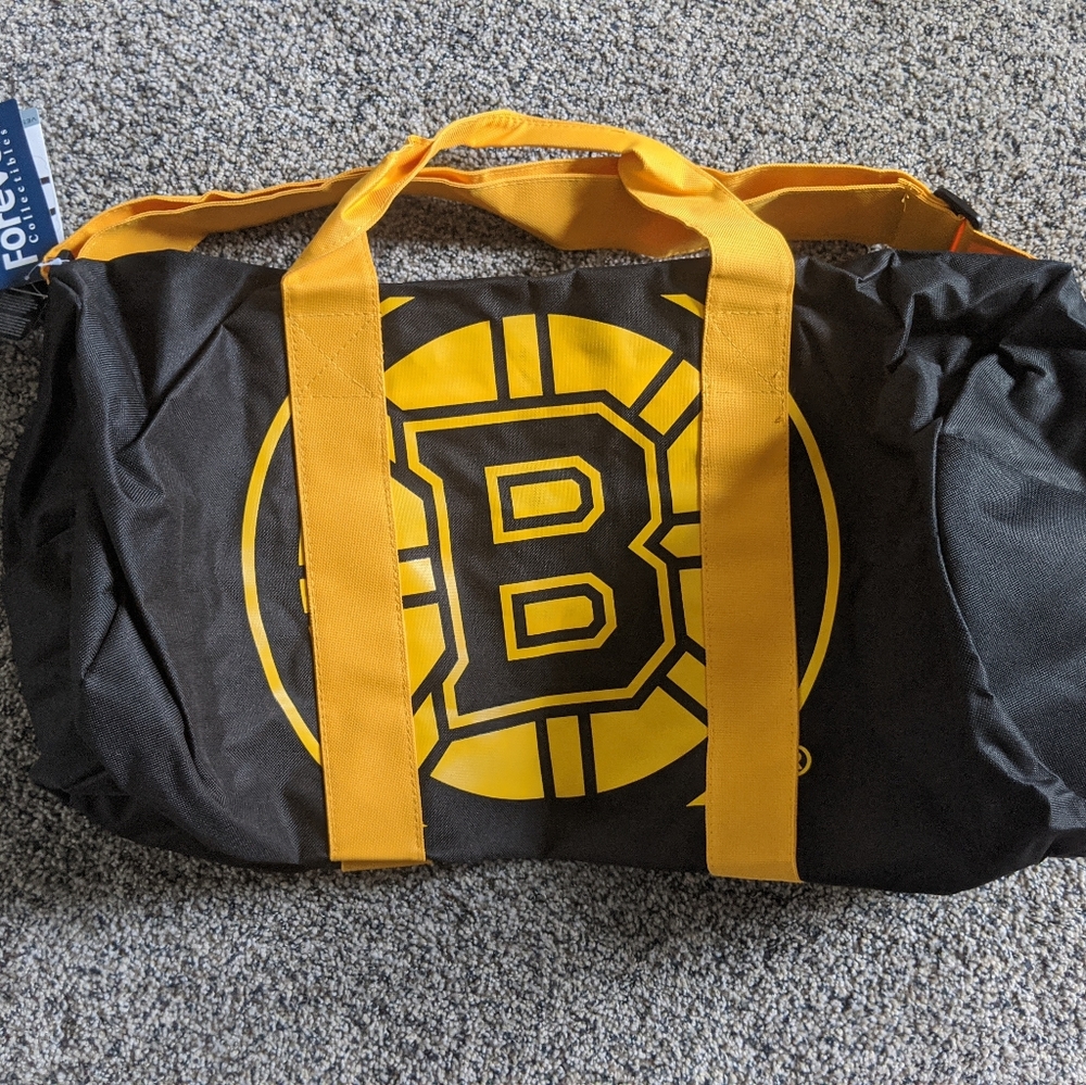 NWT NHL Boston Bruins duffle bag